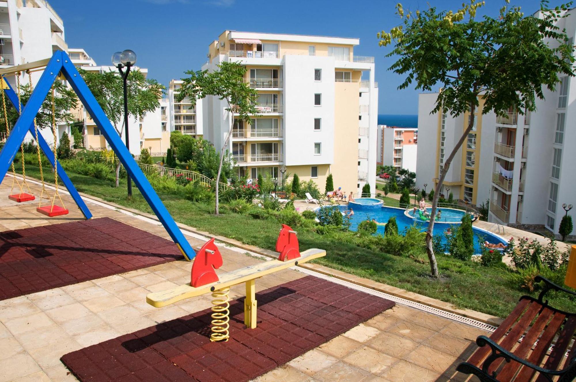 Crown And Imperial Apartments Свети-Влас Экстерьер фото